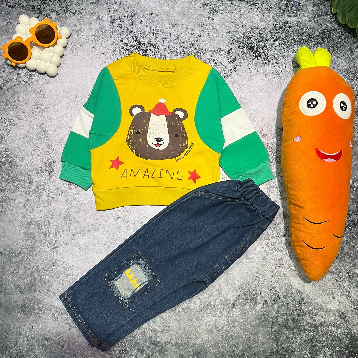 بلوز شلوار بیرونی وارداتی مدل آستین بلند جنس بلوز دورس لاکرادار جنس شلوار جین اصلی