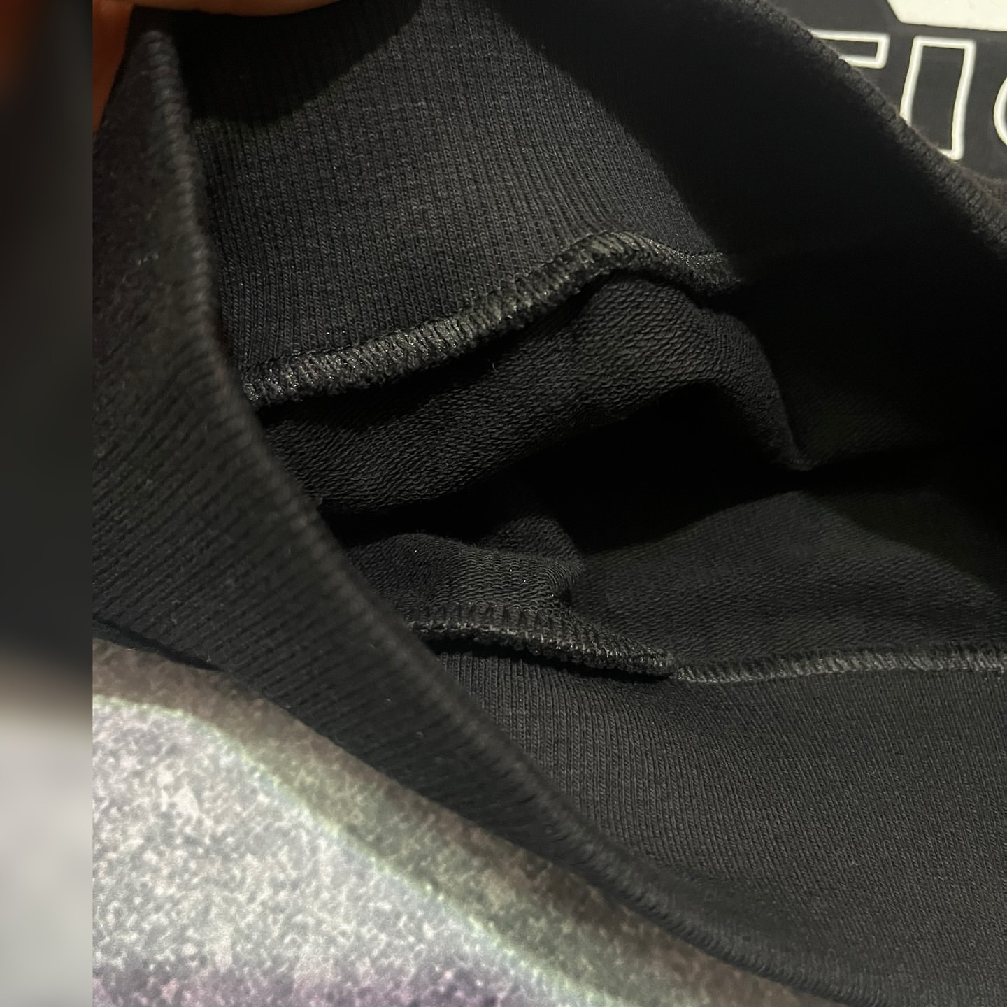 بلوز تک اسپرت پسر‌ونه